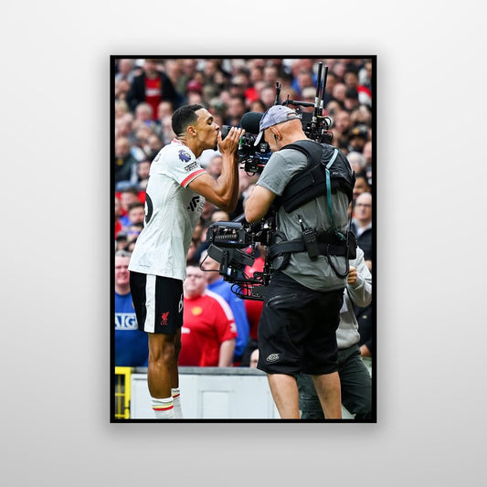 Alexander-Arnold - Camera Moment